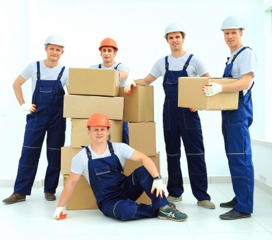 A property move with organized loading and access planning